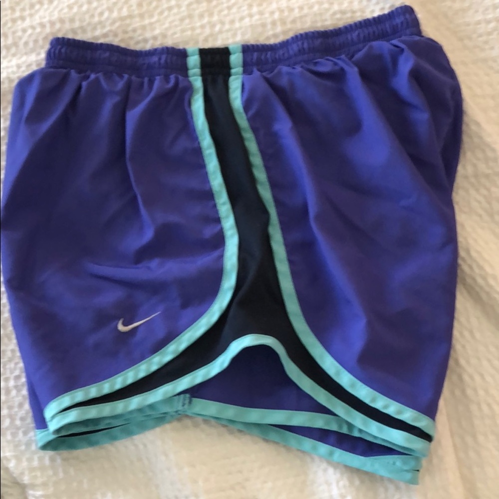 Nike shorts - Picture 2 of 5